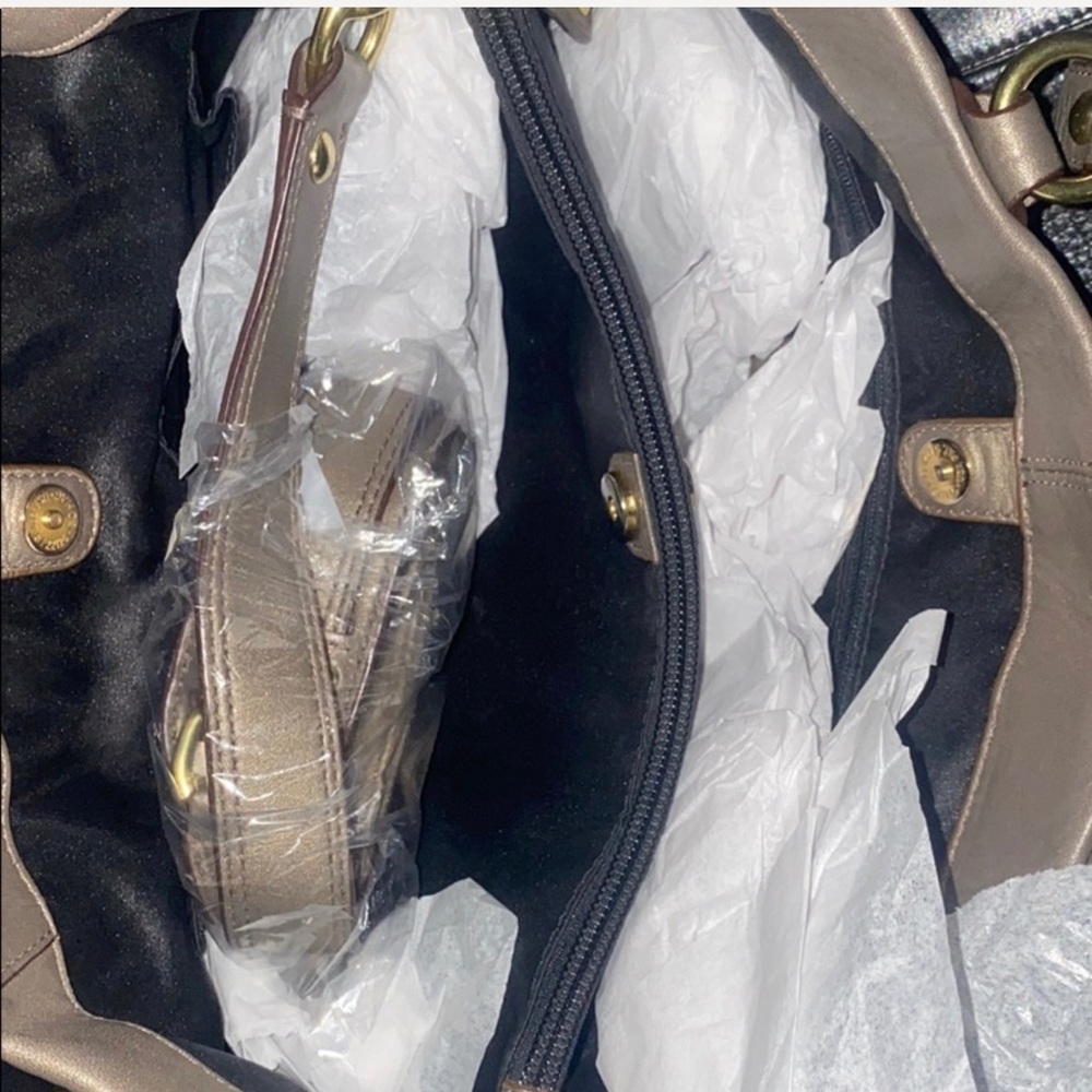 COACH Ashley Metallic Leather Satchel Gold Platinum Bag NEW - Picture 4 of 8